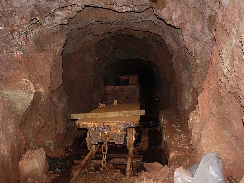 Flat wagon in the mine