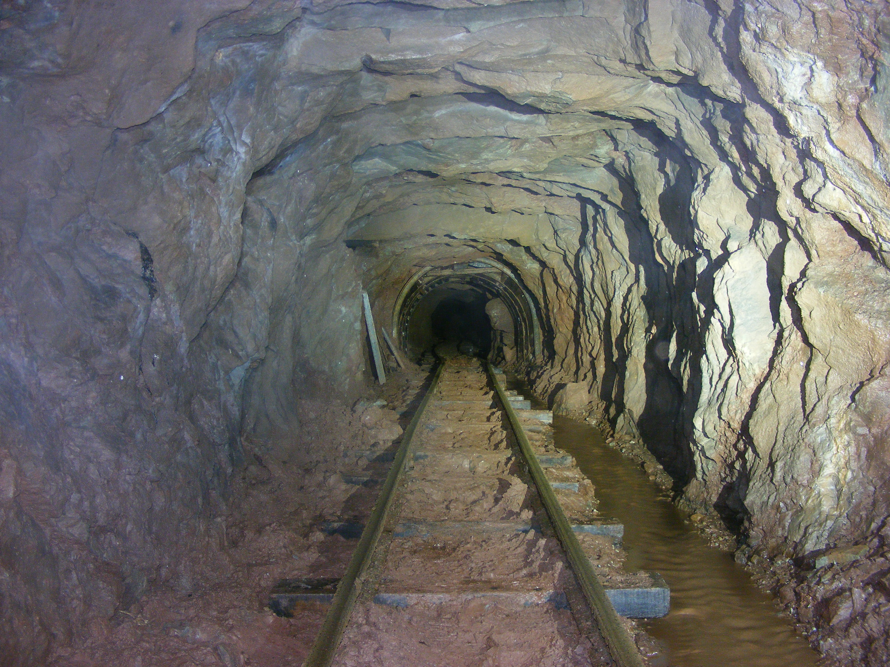 A view looking into the mine
